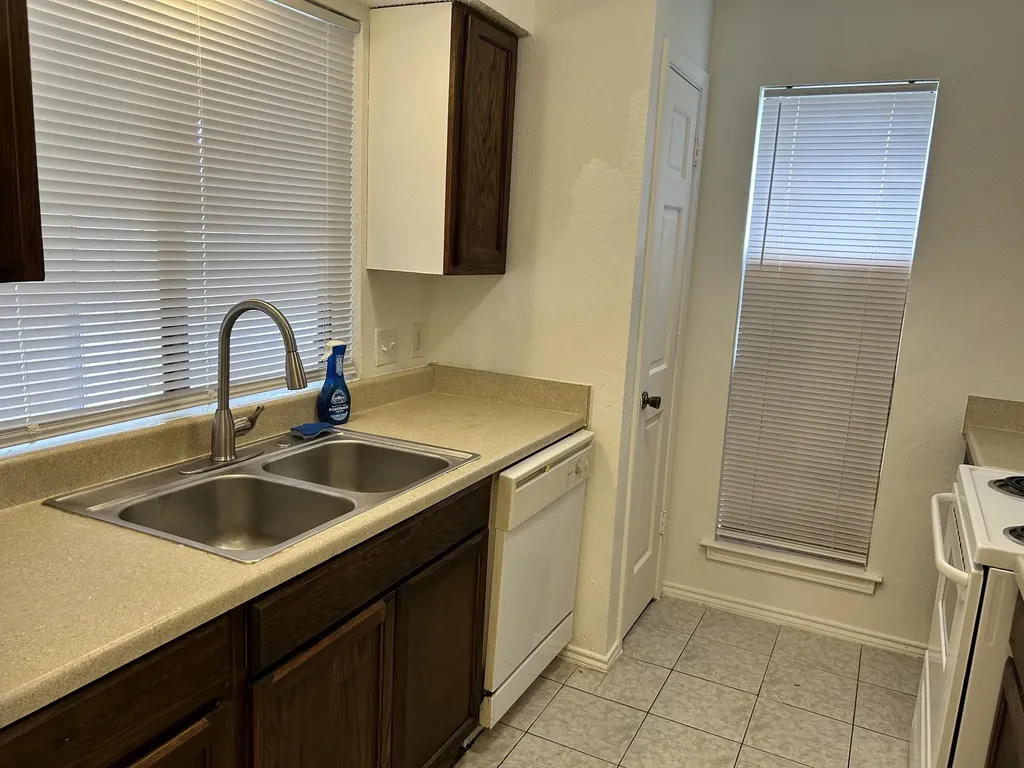 2736 Countryside Lane Fort Worth TX 76133