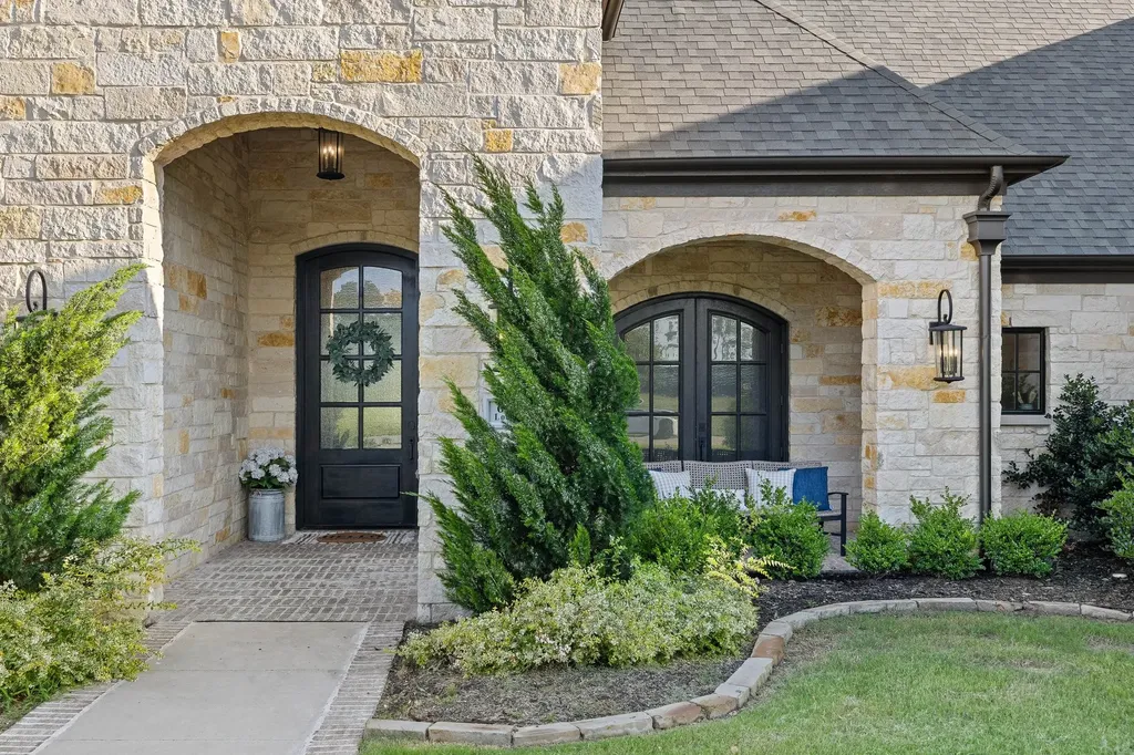 660 Louise Drive Fairview TX 75069