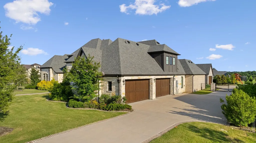 660 Louise Drive Fairview TX 75069