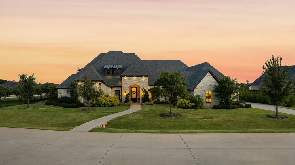660 Louise Drive Fairview TX 75069