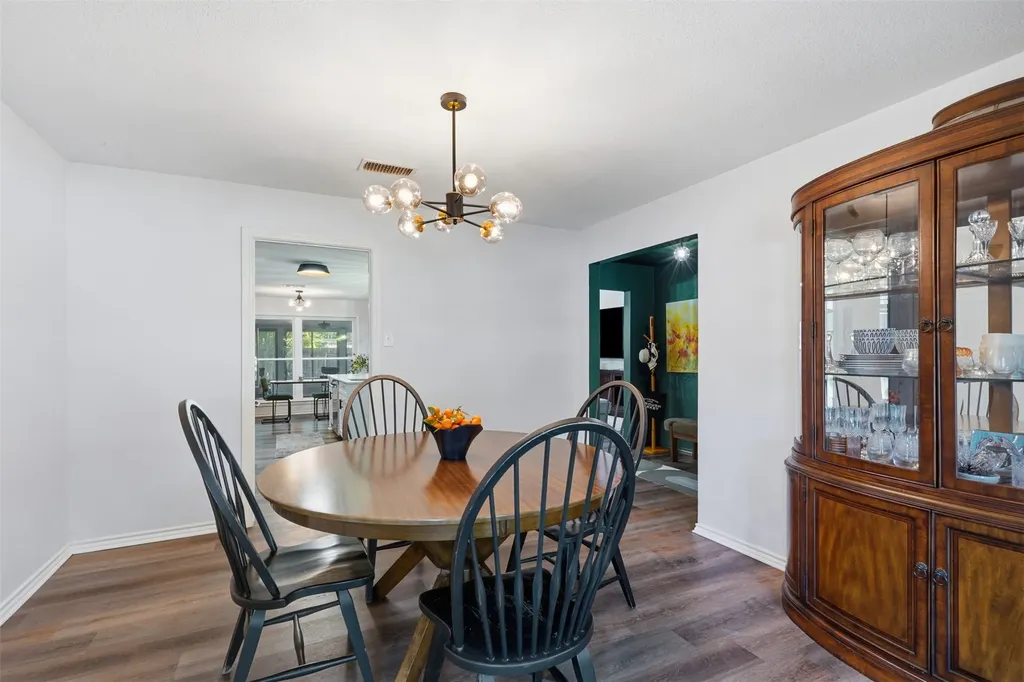 700 Highland Crest Drive Hurst TX 76054
