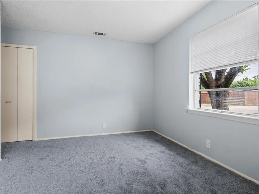 2632 Emerald Drive Mesquite TX 75150