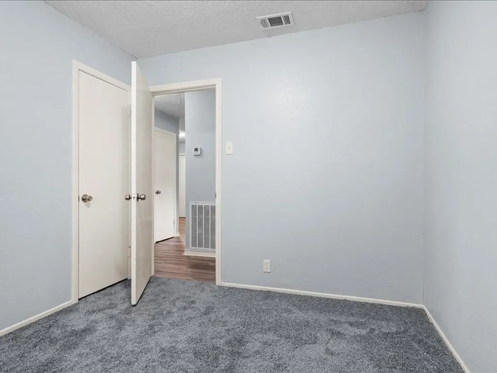 2632 Emerald Drive Mesquite TX 75150