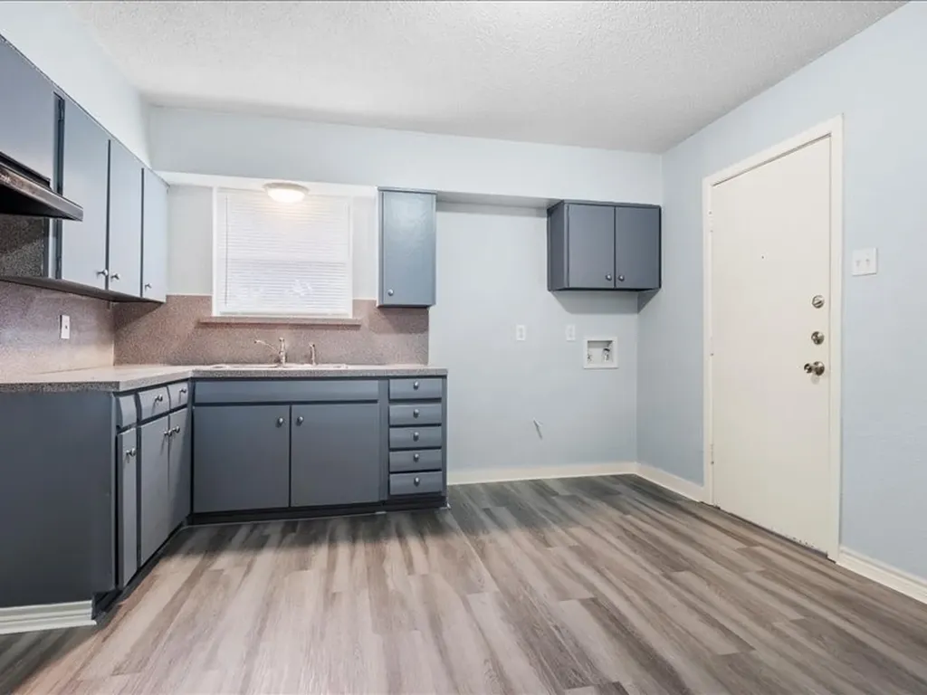 2632 Emerald Drive Mesquite TX 75150
