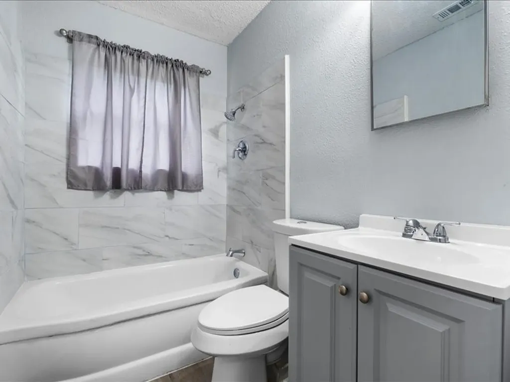 2632 Emerald Drive Mesquite TX 75150