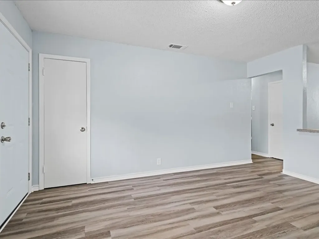 2632 Emerald Drive Mesquite TX 75150