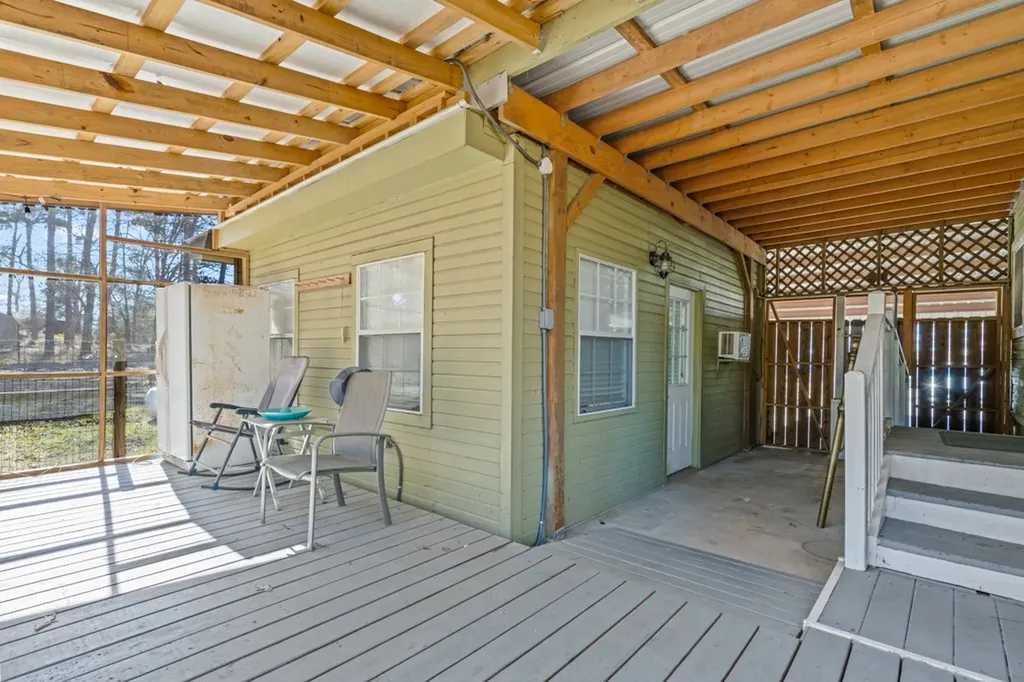 661 Crestwood Drive Avinger TX 75630