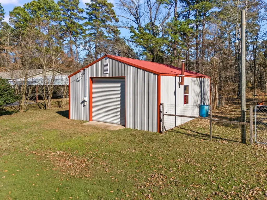 661 Crestwood Drive Avinger TX 75630