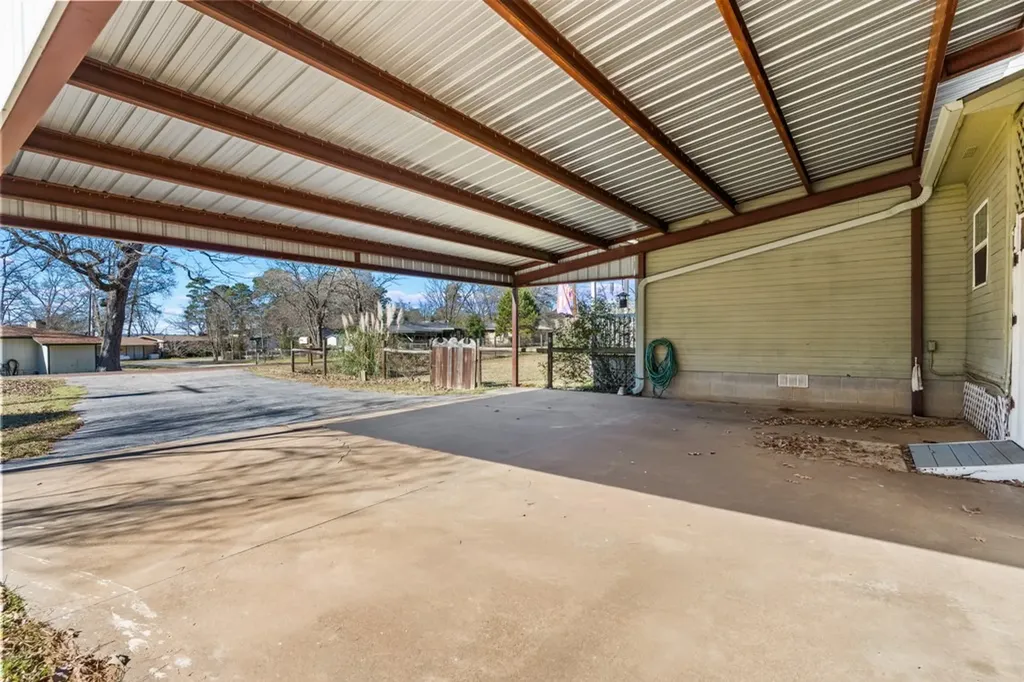 661 Crestwood Drive Avinger TX 75630