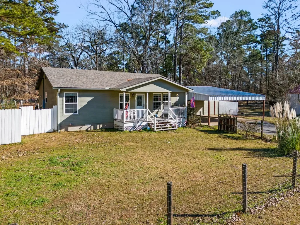 661 Crestwood Drive Avinger TX 75630