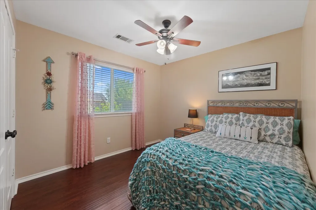 112 Springfield Lane Red Oak TX 75165