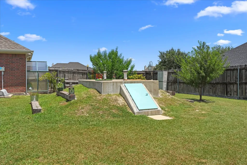 112 Springfield Lane Red Oak TX 75165