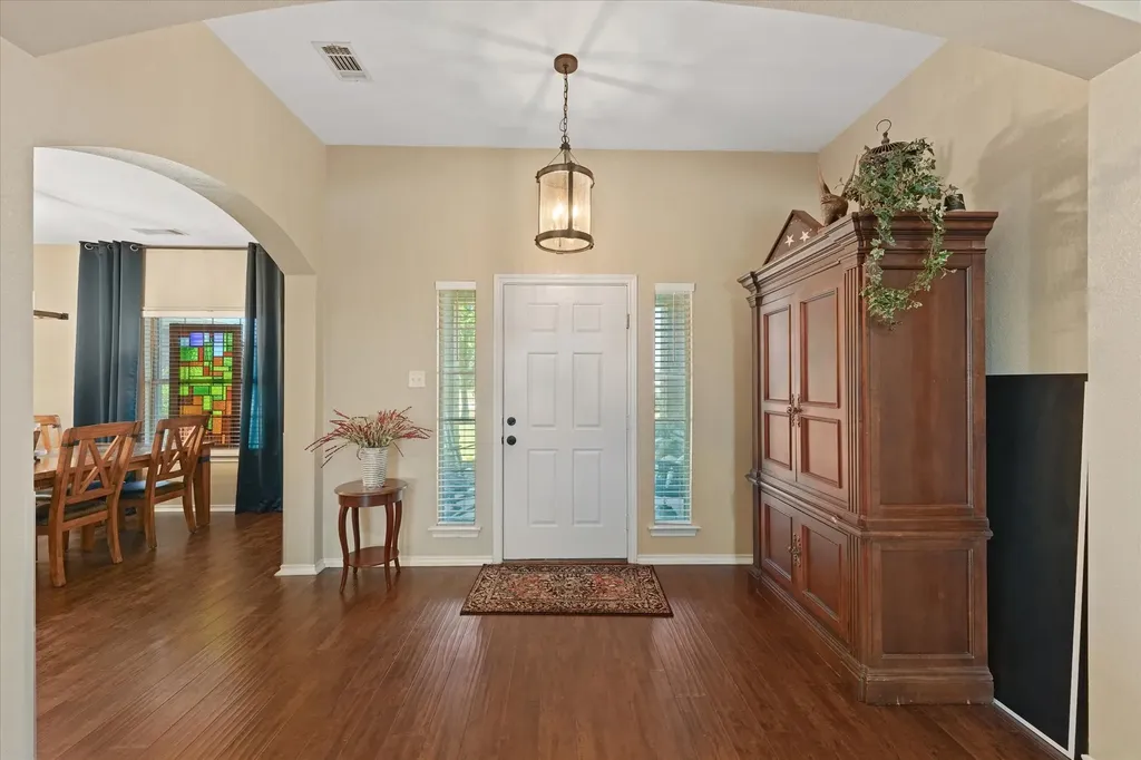 112 Springfield Lane Red Oak TX 75165