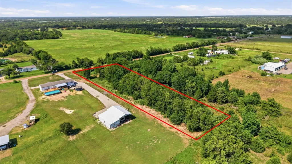 1241 Vz County Road 2718 Mabank TX 75147