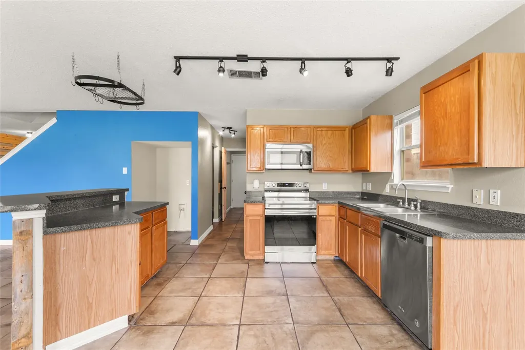 3415 Elmwood Court Sachse TX 75048