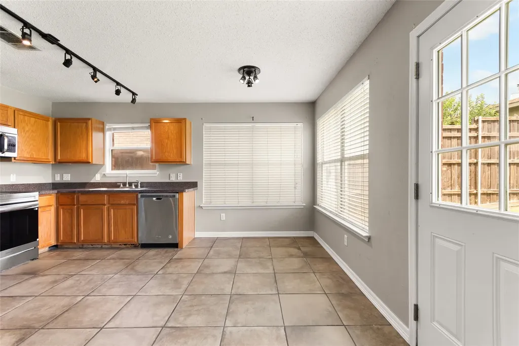 3415 Elmwood Court Sachse TX 75048