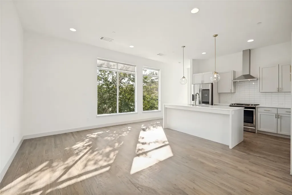 2103 Bennett Avenue Dallas TX 75206