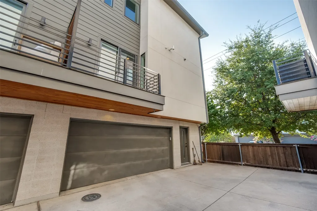 2103 Bennett Avenue Dallas TX 75206