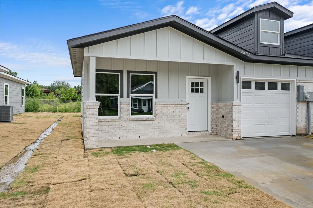 3205 Bourland Street Greenville TX 75401