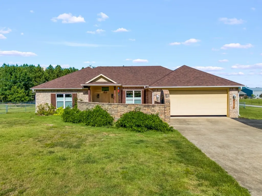 2616 Bob O Link Road Gilmer TX 75645