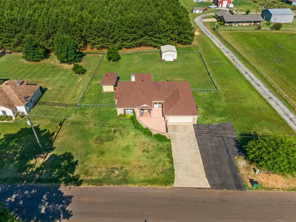 2616 Bob O Link Road Gilmer TX 75645