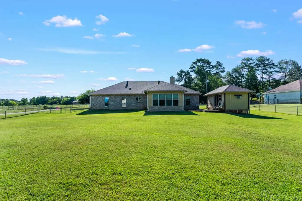 2616 Bob O Link Road Gilmer TX 75645