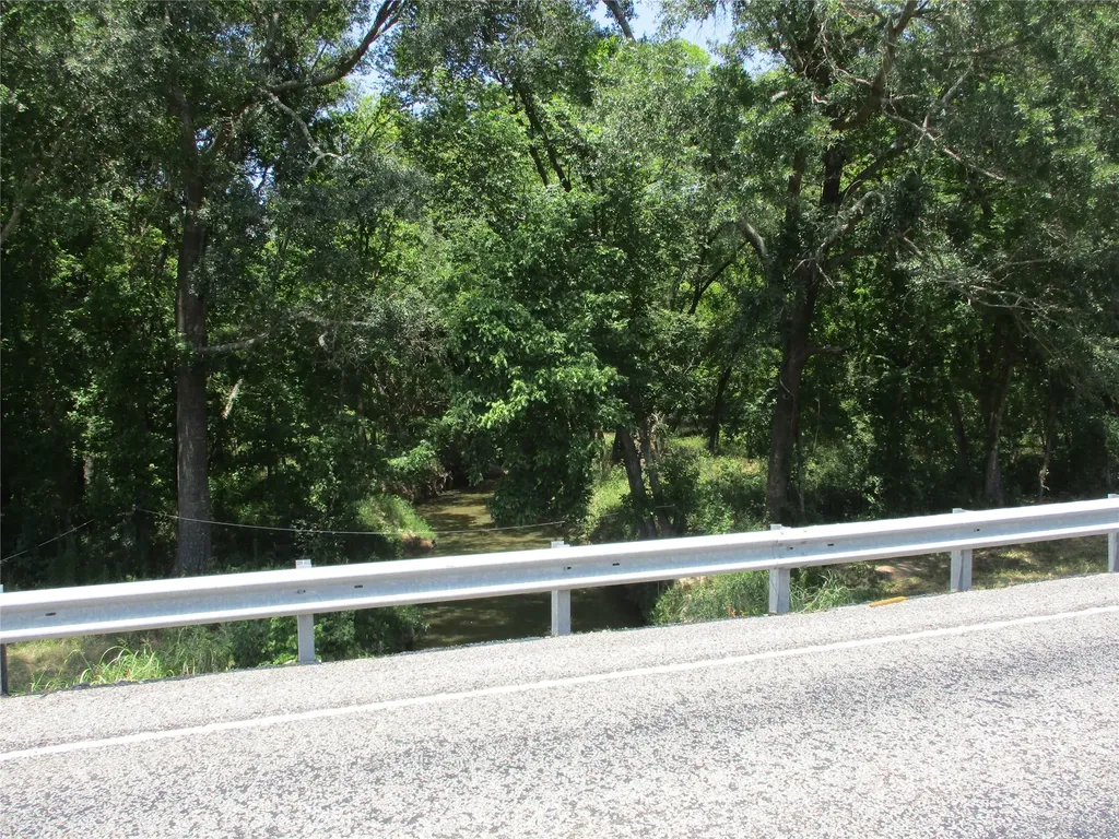 517 Rains County Road 1275 Emory TX 75440