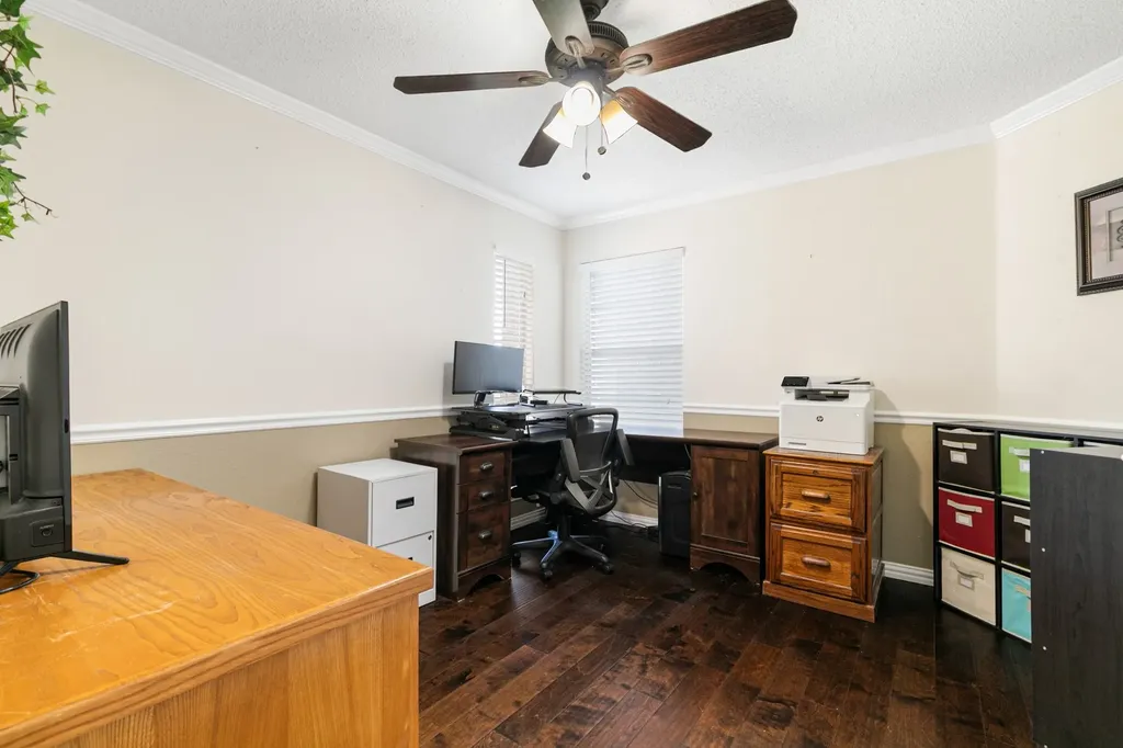 5933 Fox Drive The Colony TX 75056