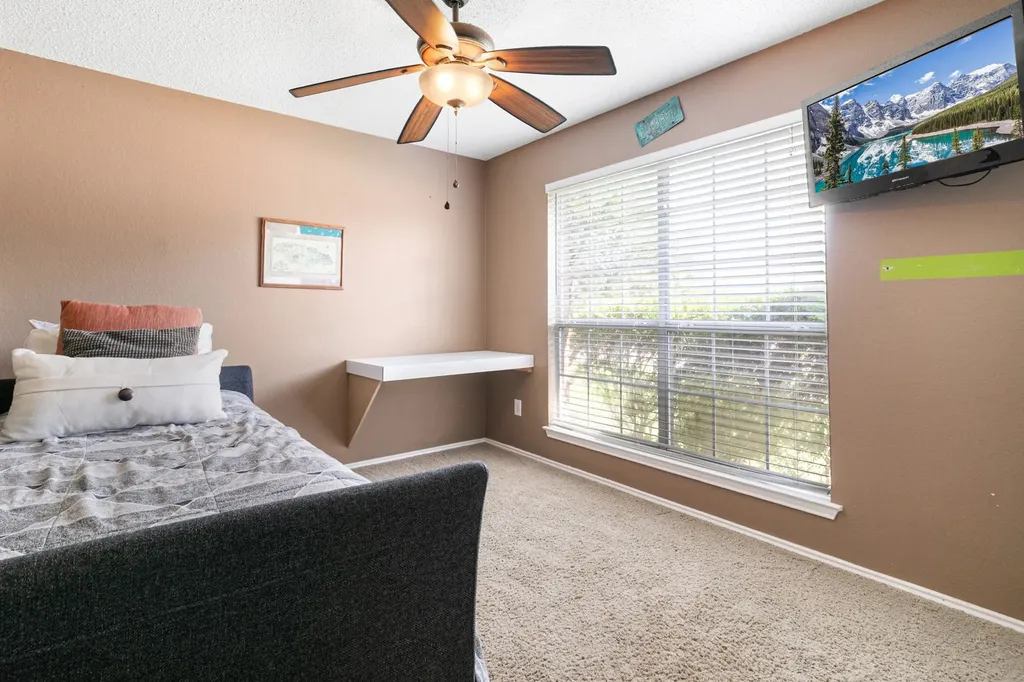 5933 Fox Drive The Colony TX 75056