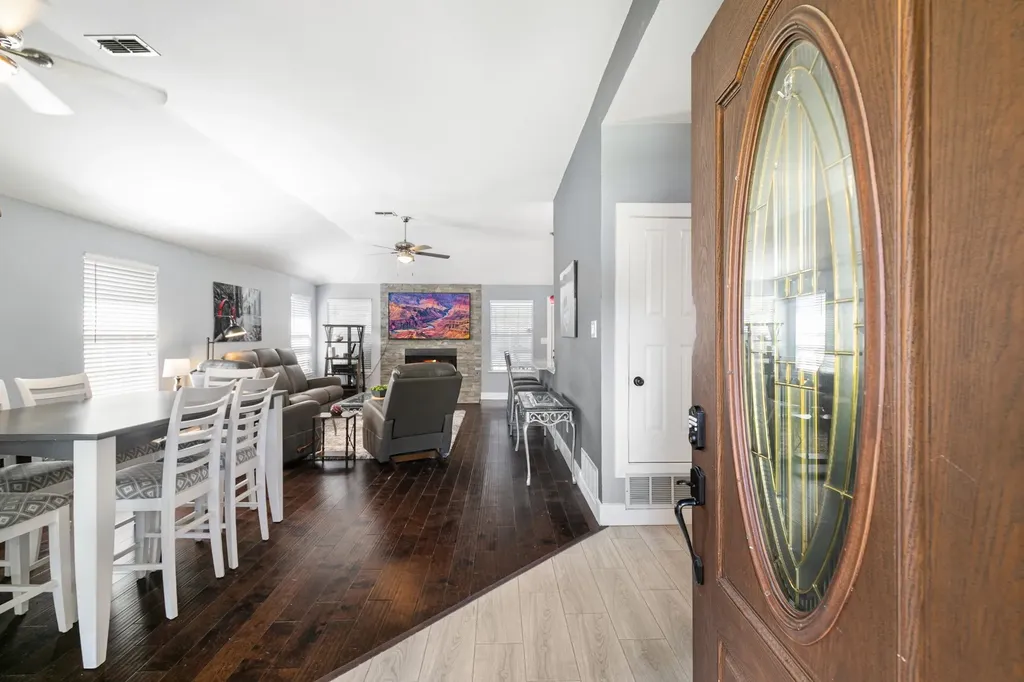 5933 Fox Drive The Colony TX 75056