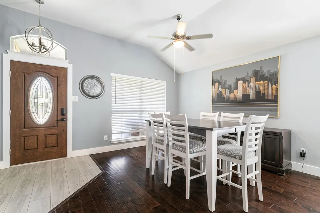 5933 Fox Drive The Colony TX 75056