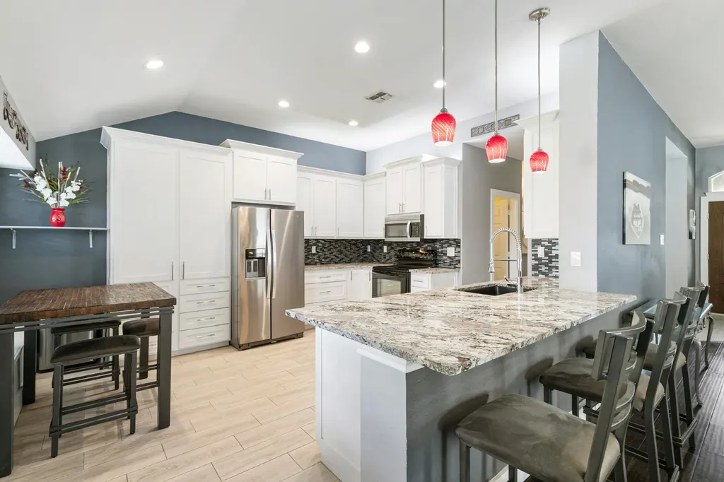 5933 Fox Drive The Colony TX 75056