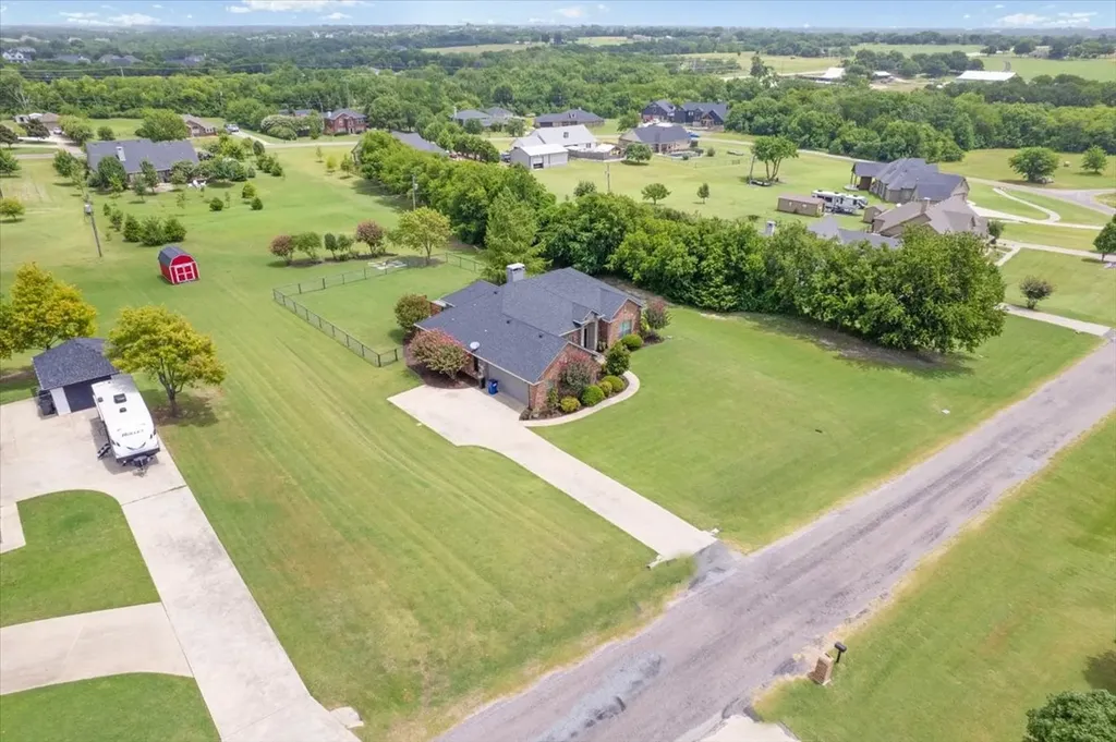 146 Derby Drive Van Alstyne TX 75495