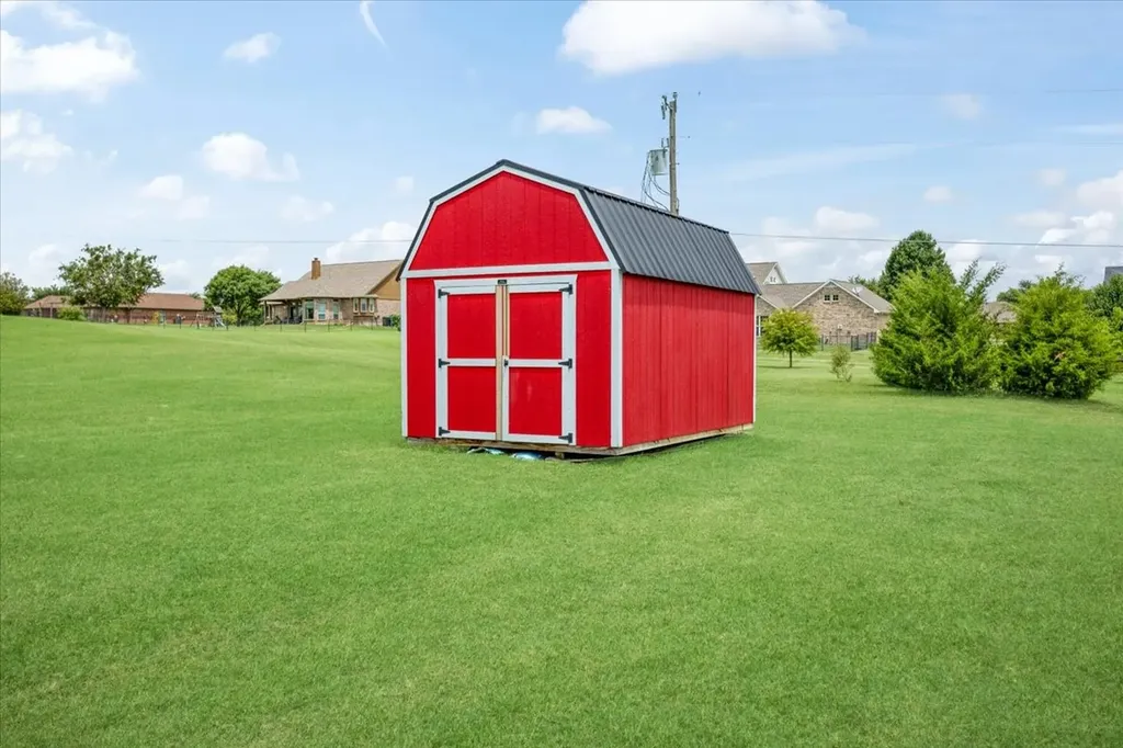 146 Derby Drive Van Alstyne TX 75495
