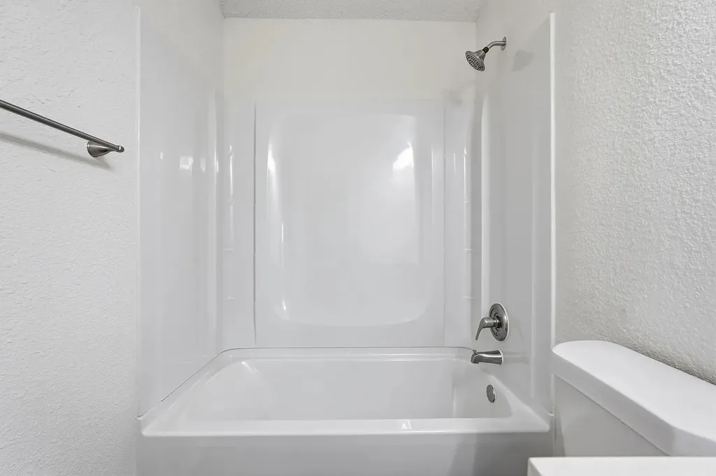725 Parkford Lane Arlington TX 76001