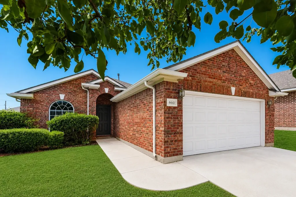 6641 Sierra Madre Drive Fort Worth TX 76179
