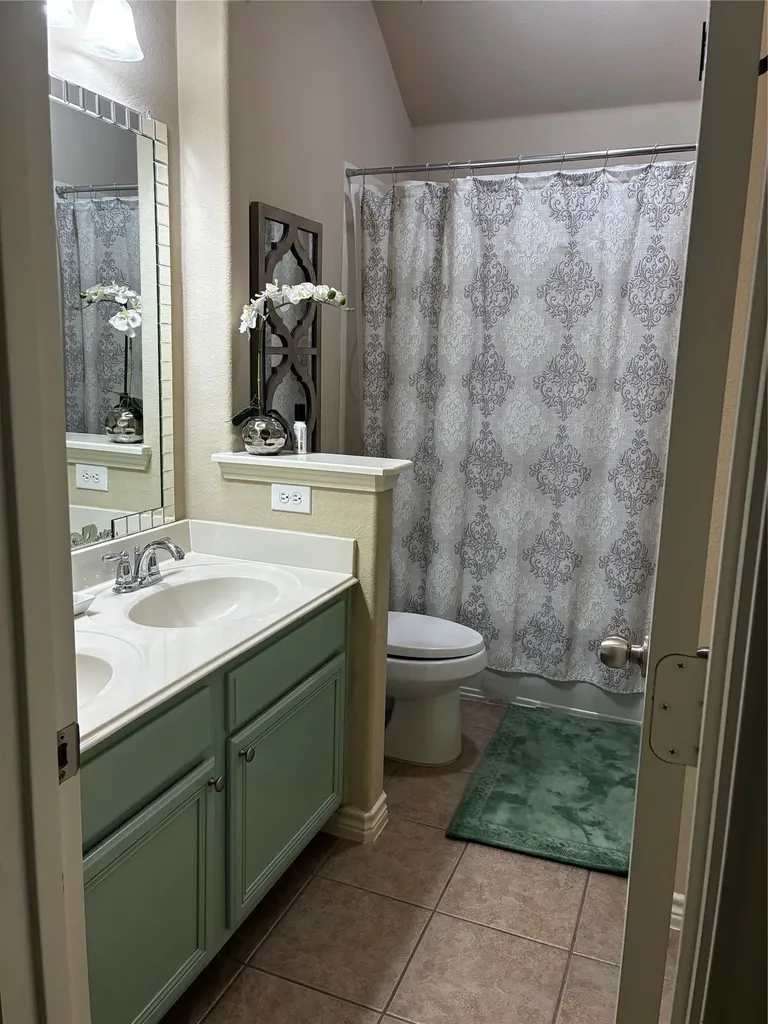 9223 Wild River Drive Arlington TX 76002