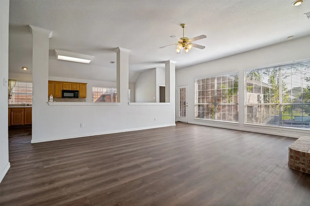 7309 Meadowwood Drive Rowlett TX 75089