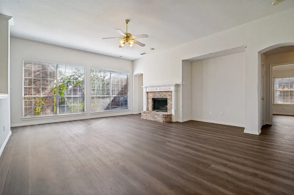7309 Meadowwood Drive Rowlett TX 75089