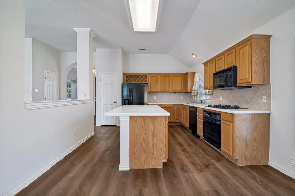 7309 Meadowwood Drive Rowlett TX 75089