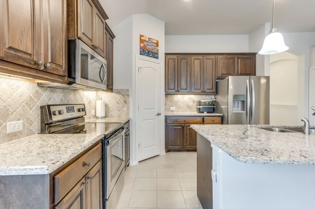 4120 Old Timber Lane Fort Worth TX 76036