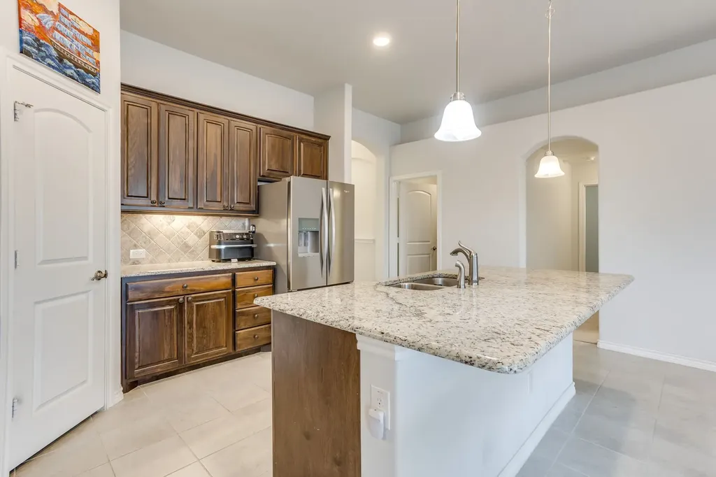 4120 Old Timber Lane Fort Worth TX 76036