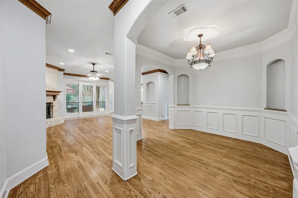 620 Highview Lane Hurst TX 76054