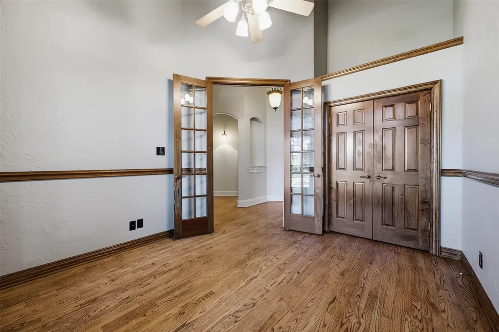 620 Highview Lane Hurst TX 76054
