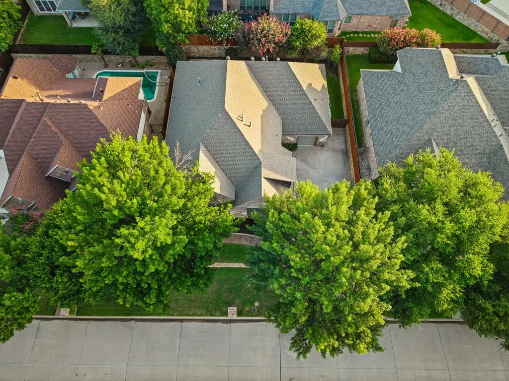 620 Highview Lane Hurst TX 76054