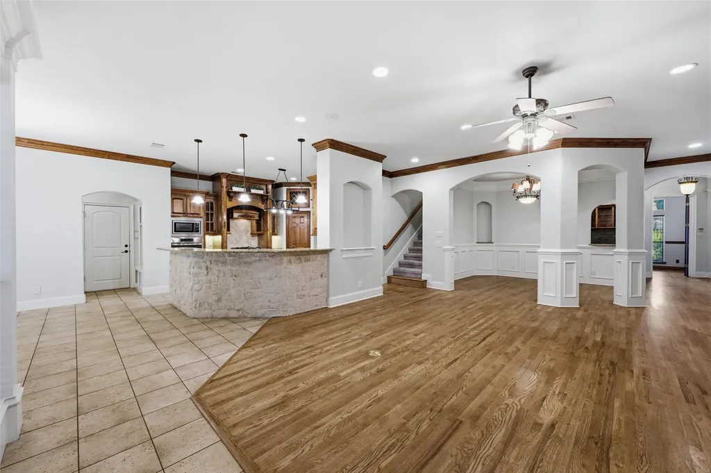 620 Highview Lane Hurst TX 76054