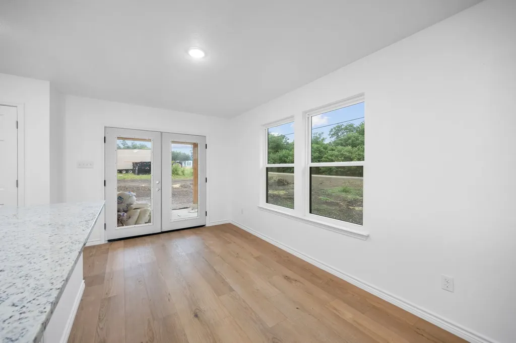 129 Avenue B Moody TX 76557