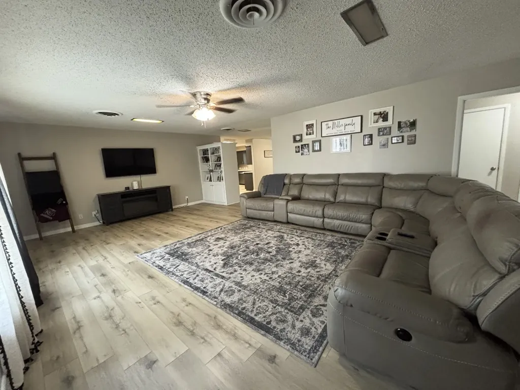 305 Rock Street Bowie TX 76230