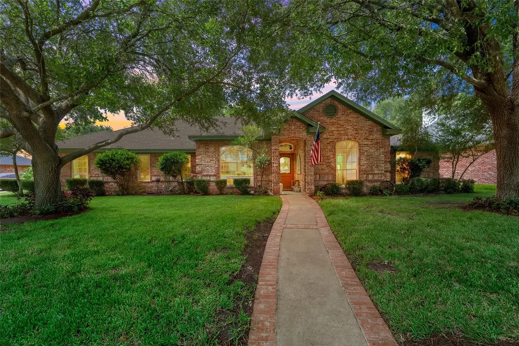 9408 Silverthorn Drive Waco TX 76708