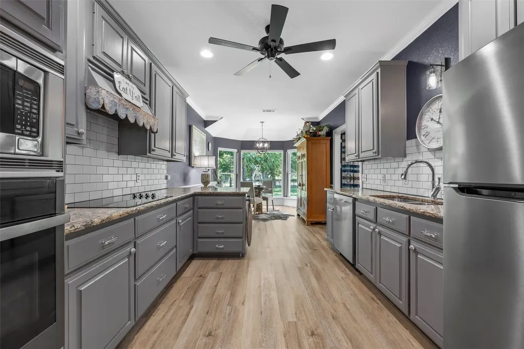 9408 Silverthorn Drive Waco TX 76708